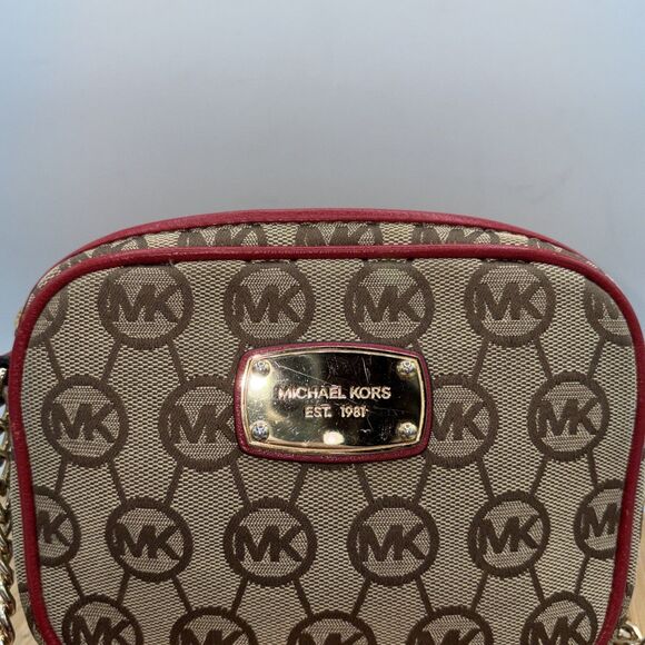 Michael Kors Tan Monogram Mini Crossbody Bag Red Leather Trim Chain Strap - Picture 2 of 12